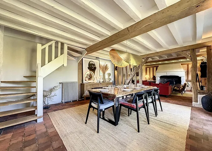 Celsa Yourhosthelper Bonneville-sur-Touques